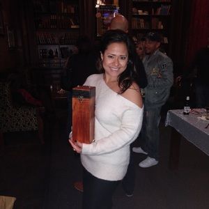 Meet your Posher, Sandy